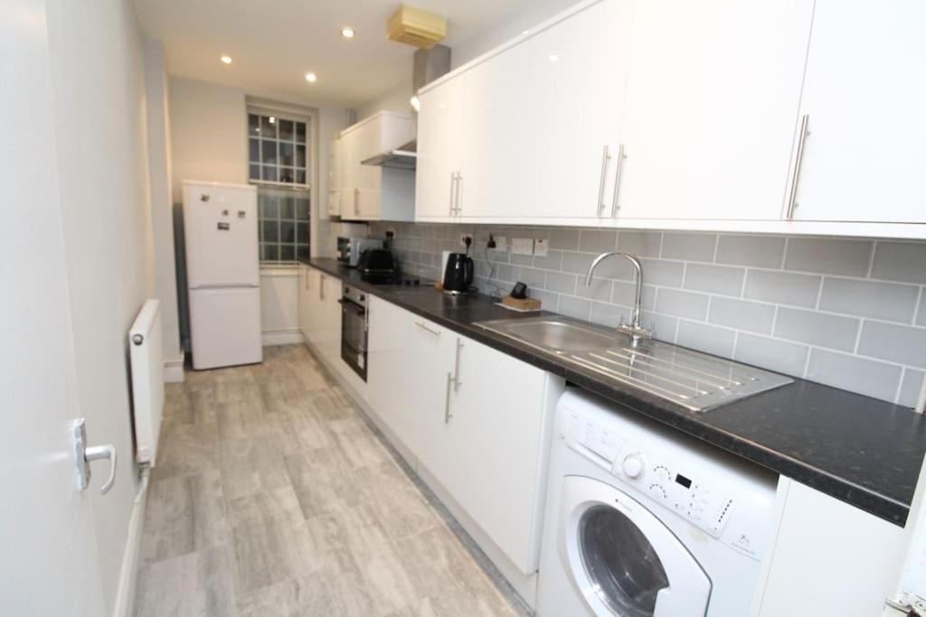 Apartamento Modern 2 Bed Close To City Londres Exterior foto