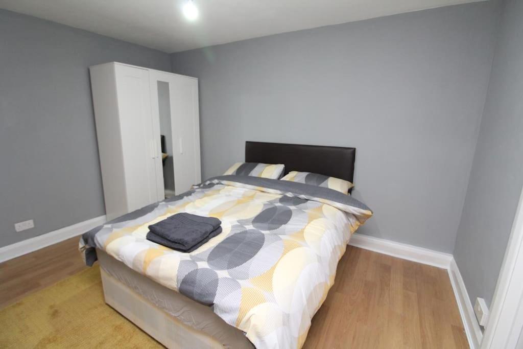 Apartamento Modern 2 Bed Close To City Londres Exterior foto